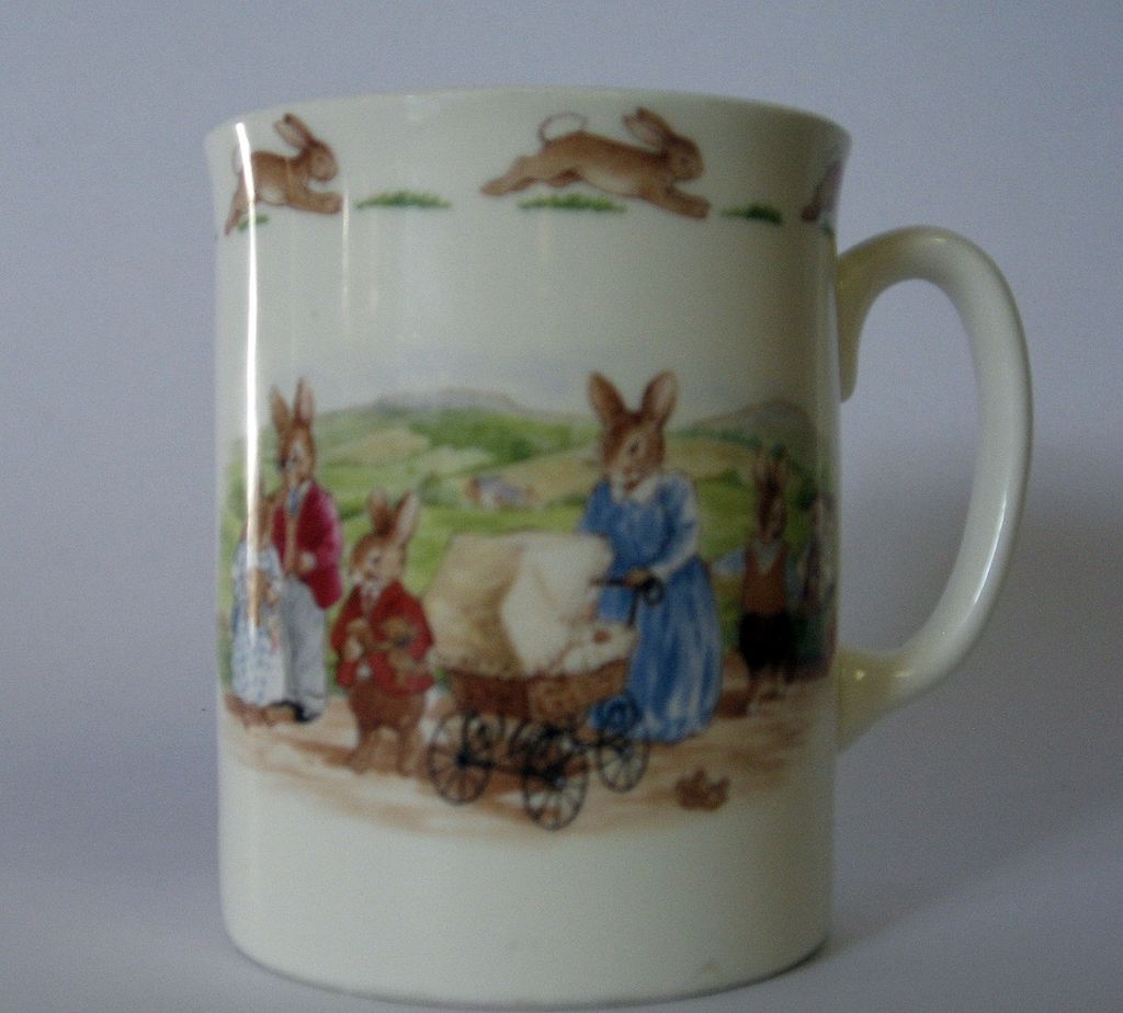 Royal Doulton Bunnykins Nursery ware Baby Bowl, Plate & Cup Royal Doulton Bunnykins Nursery ware Baby Bowl, Plate & Cup