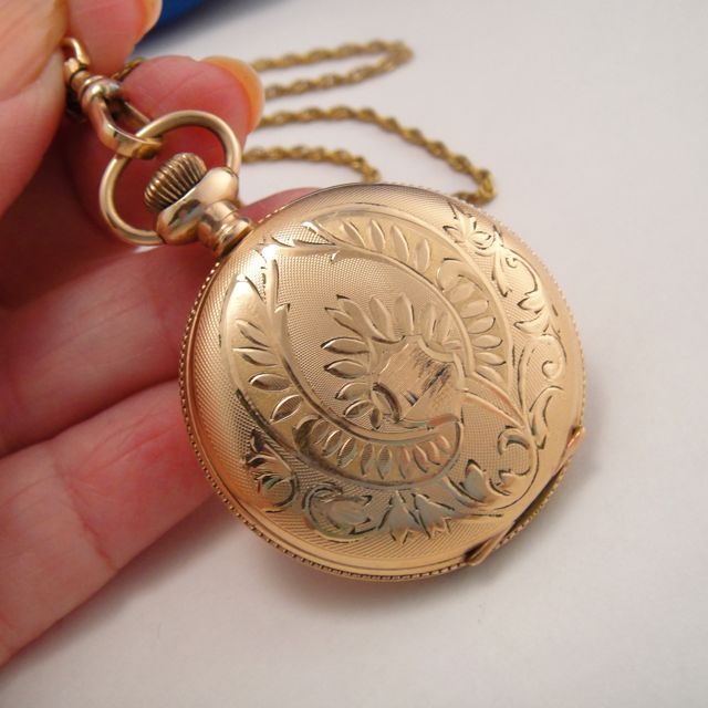 Antique 1912 Waltham Ladies Pocket Watch Engraved G.F. Hunter Case with Watch Chain Antique 1912 Waltham Ladies Pocket Watch Engraved G.F. Hunter Case with Watch Chain