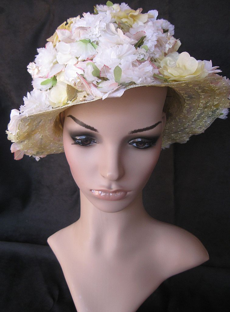 Vintage 1960's Yellow and White Floral "Edwards Original" Hat GORGEOUS! Vintage 1960's Yellow and White Floral "Edwards Original" Hat GORGEOUS!