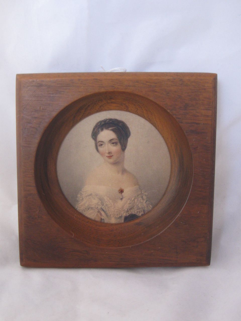 Vintage Portrait Print Wooden Frame Vintage Portrait Print Wooden Frame