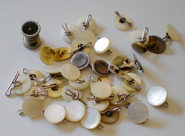 Large Group of Men's Unmatched Shirt Buttons and Cufflinks Large Group of Men's Unmatched Shirt Buttons and Cufflinks
