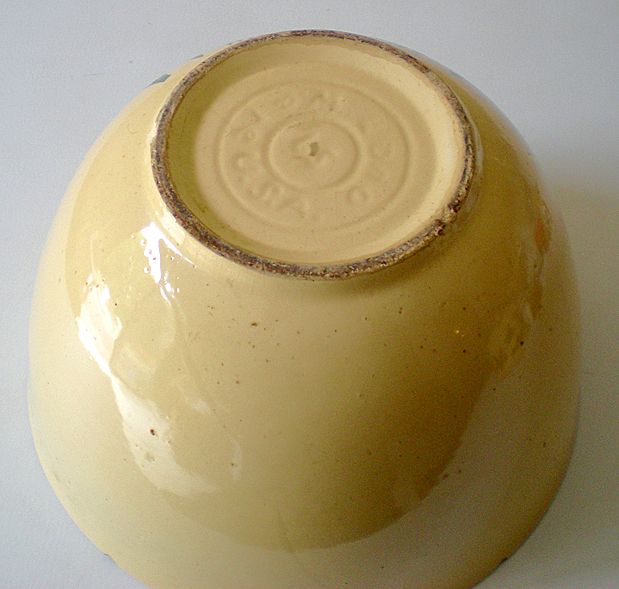 Large Vintage Watt Pottery Mixing Bowl Rooster #65 Large Vintage Watt Pottery Mixing Bowl Rooster #65