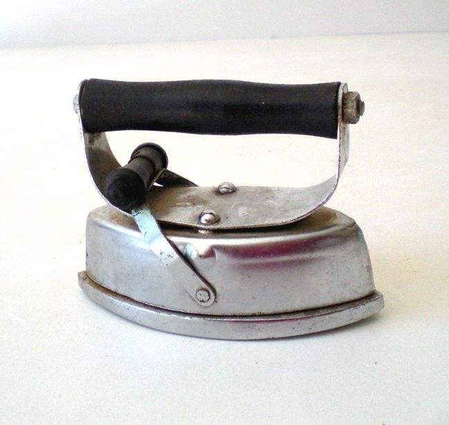 Miniature ASBESTOS Sad Iron from californiagirls on Ruby Lane