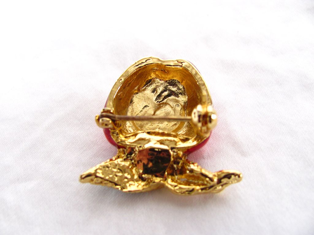 Vintage Red and Green Enamel Apple Brooch Pin Vintage Red and Green Enamel Apple Brooch Pin