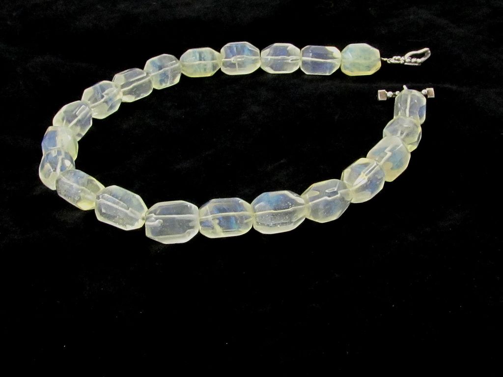 Vintage Sterling Silver Toggle Quartz Beads Choker Necklace Vintage Sterling Silver Toggle Quartz Beads Choker Necklace