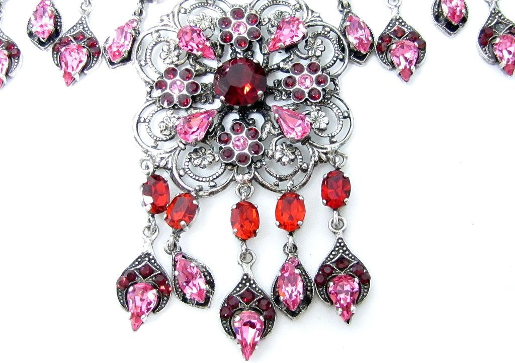 Huge Dazzling Bozart Italy Rhinestone Bib Necklace Huge Dazzling Bozart Italy Rhinestone Bib Necklace