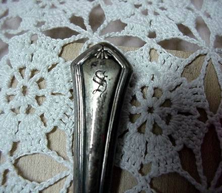 Sterling Handle Olive Forks * 2 Matching Sterling Handle Olive Forks * 2 Matching