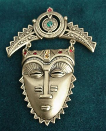 Inca Mayan Face Mask Dangle Pin Inca Mayan Face Mask Dangle Pin