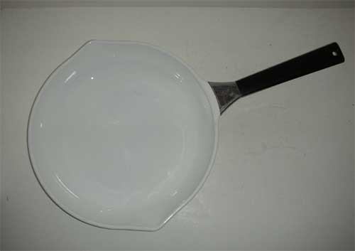 Rare 10 inch Corning Coneflower Skillet Rare 10 inch Corning Coneflower Skillet