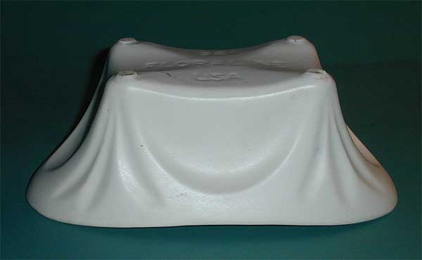 521 McCoy Floraline USA Oasis Planter 521 McCoy Floraline USA Oasis Planter
