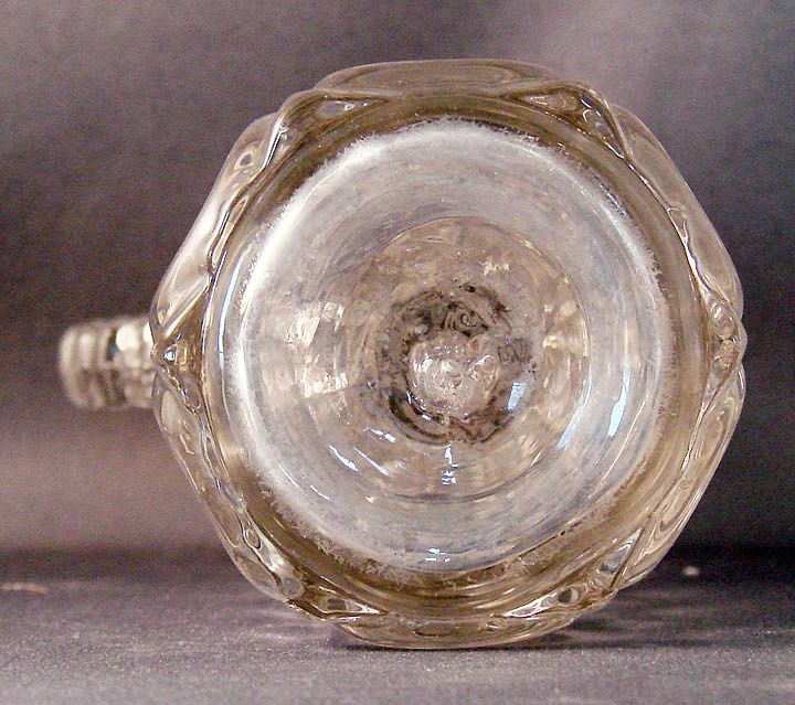 Model Flint K.P. or Model Bullseye Oil Cruet Model Flint K.P. or Model Bullseye Oil Cruet