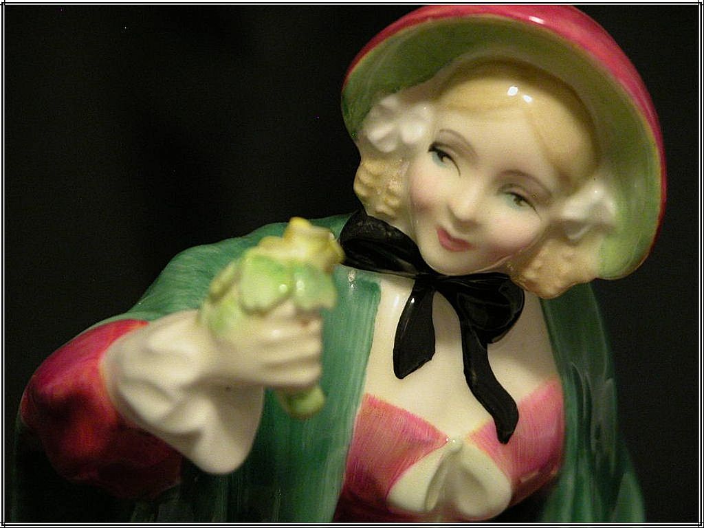 Royal Doulton Lady Charmian Figurine / Charmain Royal Doulton Lady Charmian Figurine / Charmain
