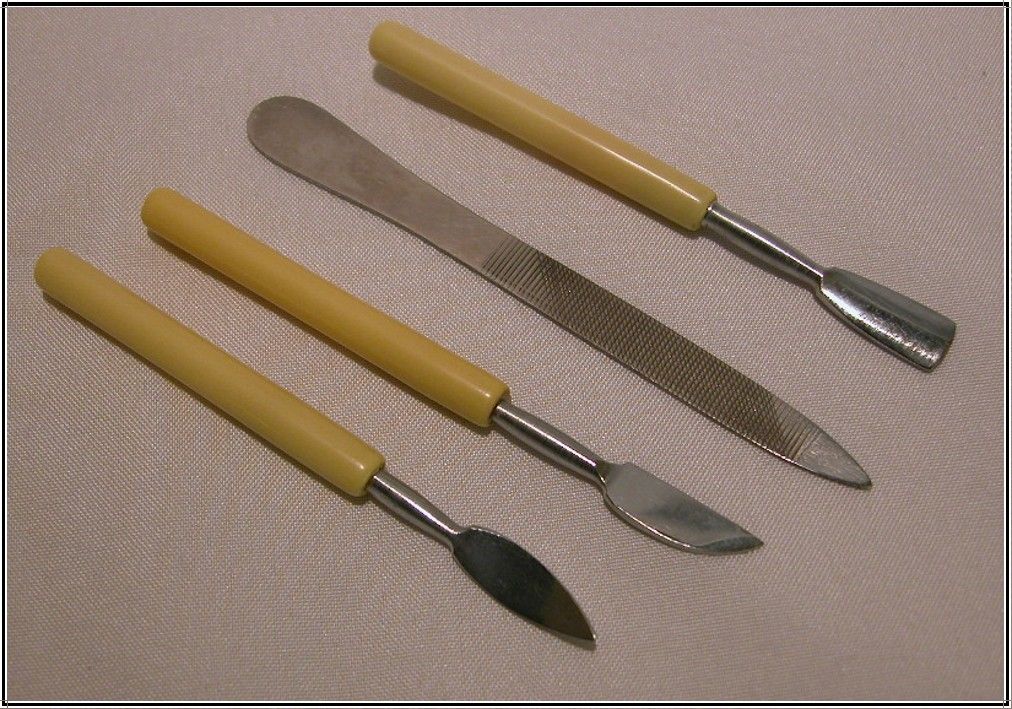 Art Deco Budapest Souvenir Manicure Set Art Deco Budapest Souvenir Manicure Set