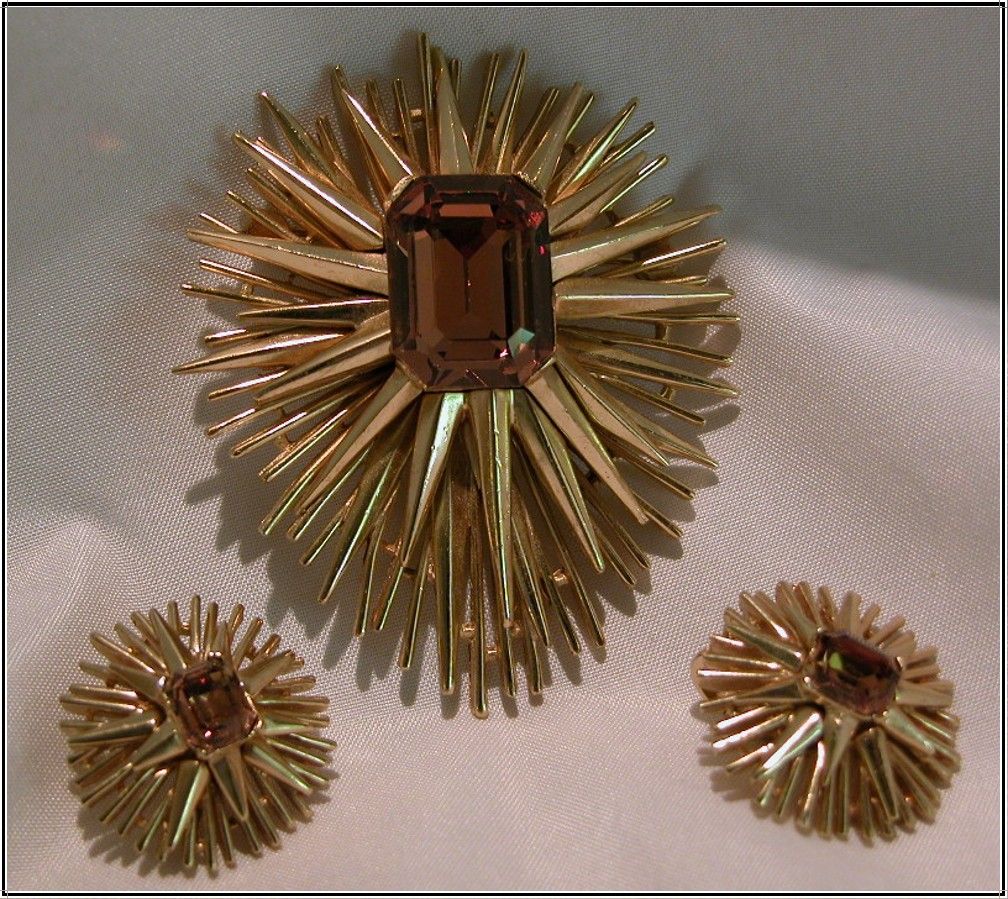 Crown Trifari Starburst Pin & Earrings, Faux Gold Topaz Crown Trifari Starburst Pin & Earrings, Faux Gold Topaz