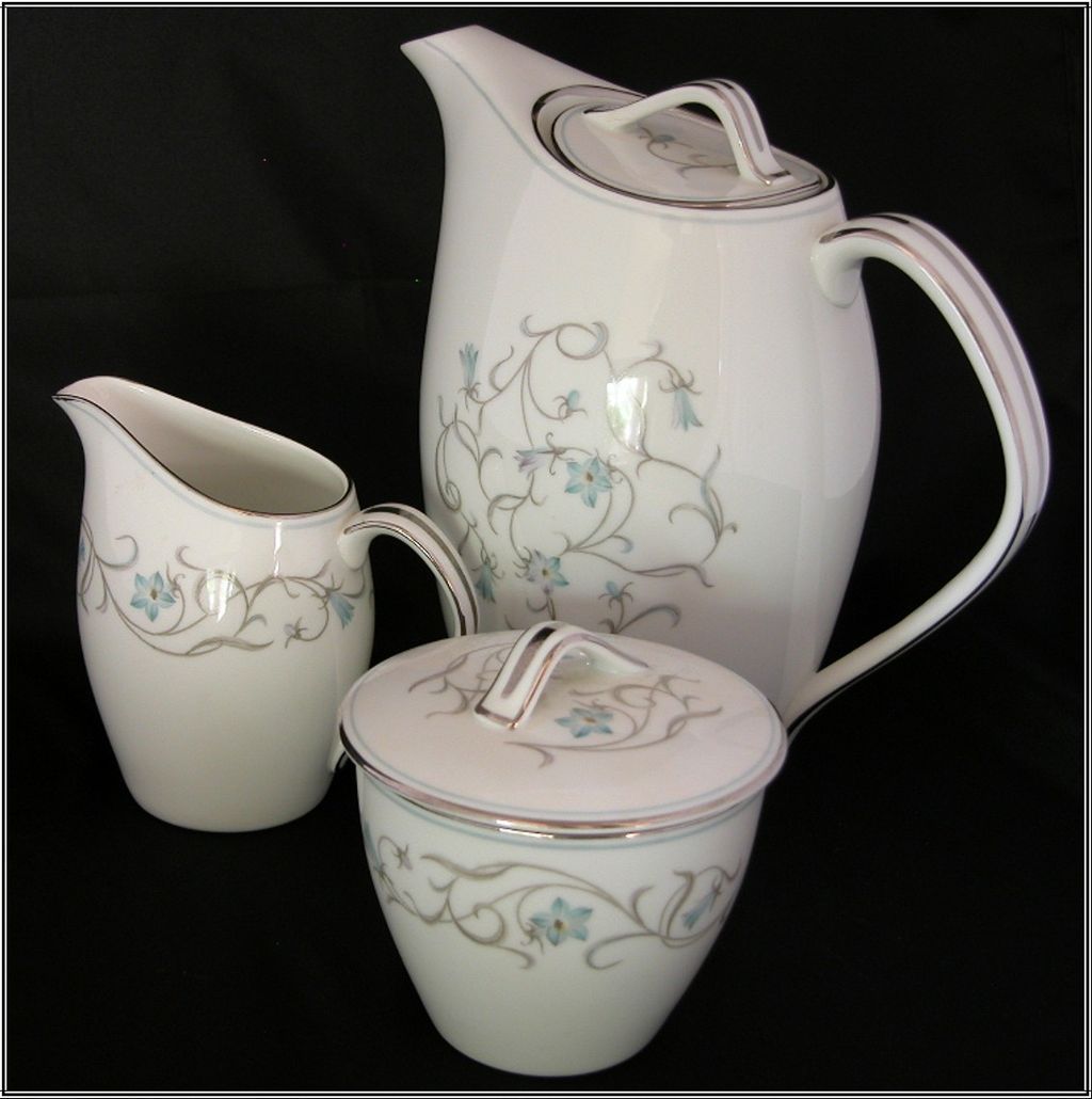 Noritake Beaumont 17 pc Coffee Set & Snack Set Noritake Beaumont 17 pc Coffee Set & Snack Set