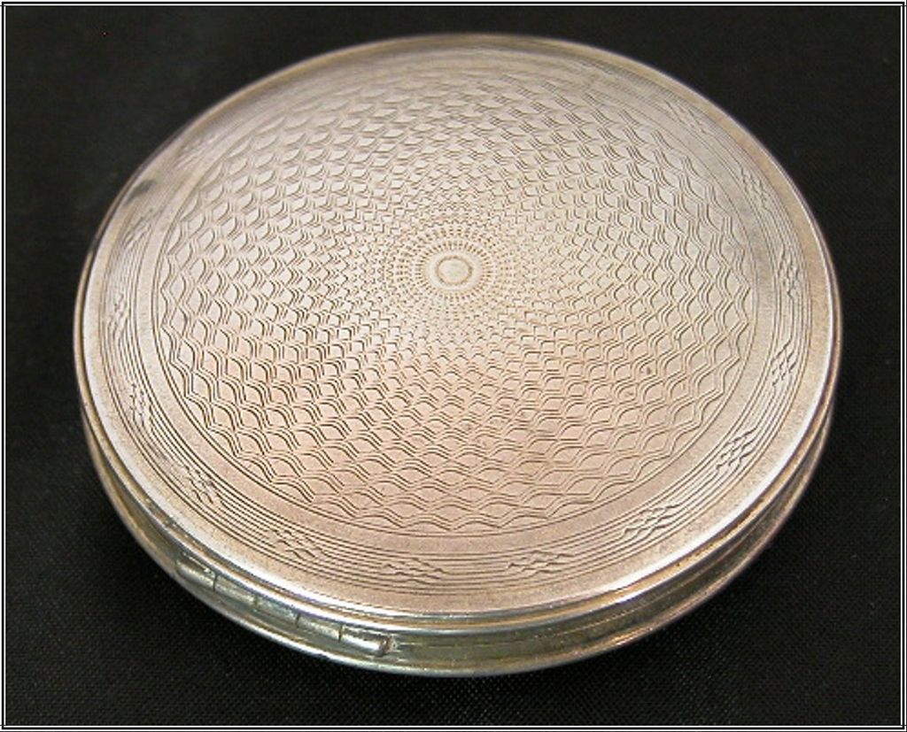 Antique F&B Sterling Silver & Guilloche Powder & Rouge Compact, c1900-1920, Foster & Bailey Antique F&B Sterling Silver & Guilloche Powder & Rouge Compact, c1900-1920, Foster & Bailey