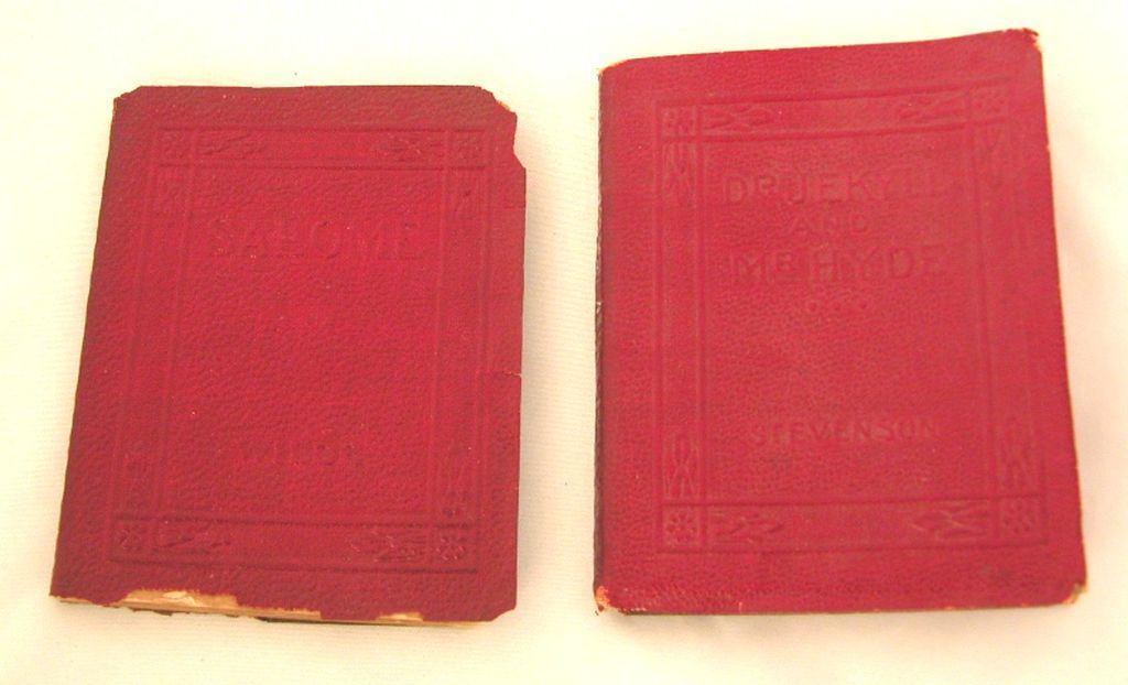 2 for $10 Little Leather Library Collection, c1920-1924, Miniature Books, Green, Brown & Red Leatherette STOCKING STUFFERS 2 for $10 Little Leather Library Collection, c1920-1924, Miniature Books, Green, Brown & Red Leatherette STOCKING STUFFERS