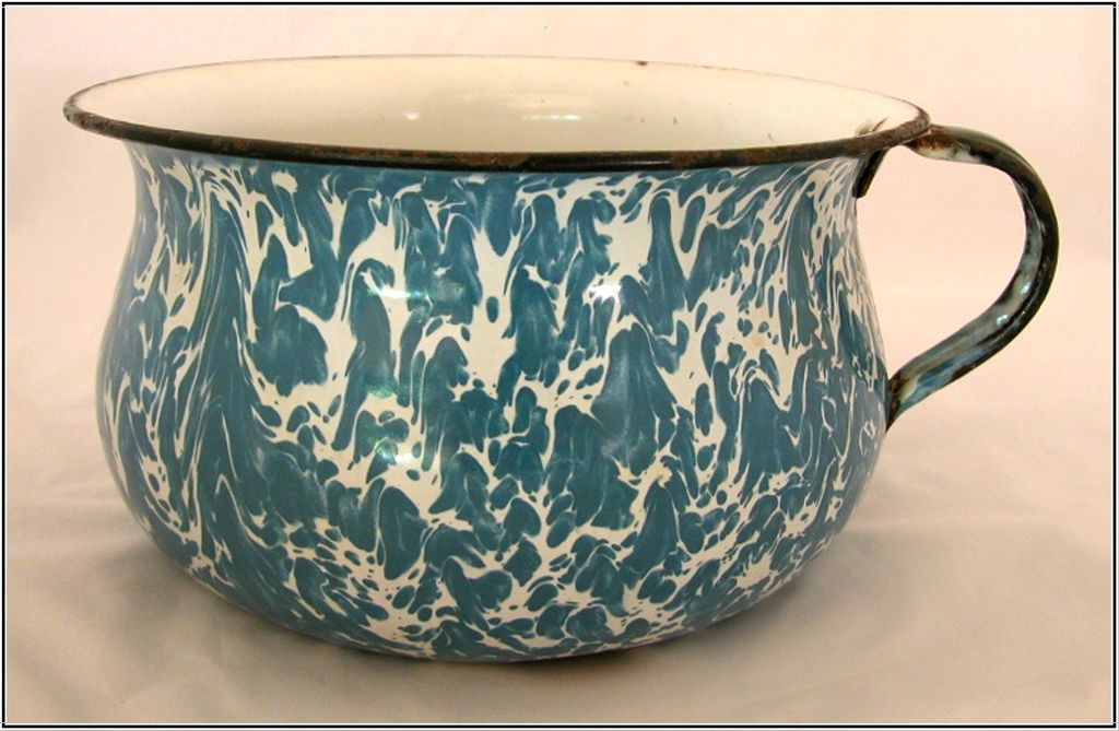 Blue Swirl Graniteware Chamber Pot Blue Swirl Graniteware Chamber Pot