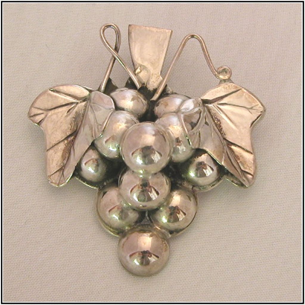 Sterling Silver Grape Harvest Pin / Pendant Sterling Silver Grape Harvest Pin / Pendant