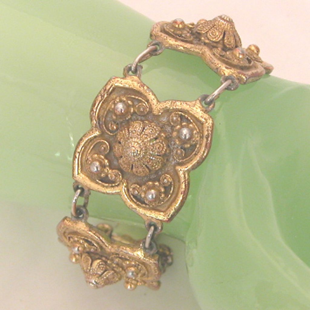 Etrusceana Rice Warner Bracelet, Designer Louis Mark, 1941 Etrusceana Rice Warner Bracelet, Designer Louis Mark, 1941