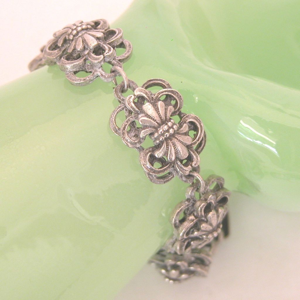 Vintage Signed Florenza Silver-Tone Link Bracelet Vintage Signed Florenza Silver-Tone Link Bracelet