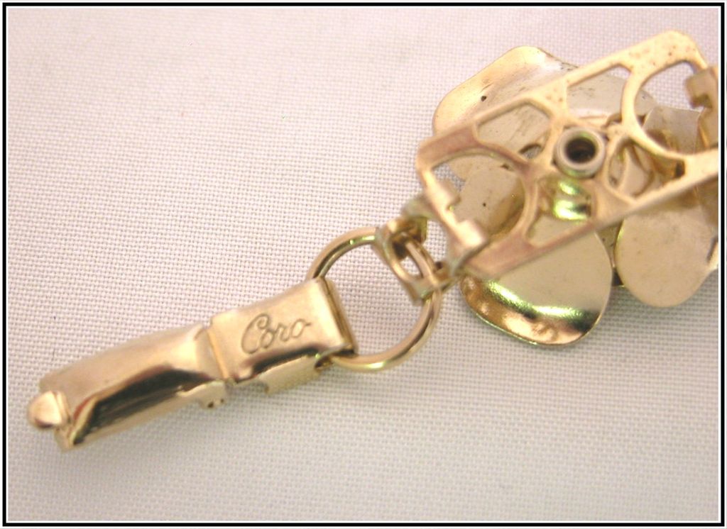 Vintage Signed Coro Rose Gold-Tone Link Bracelet Vintage Signed Coro Rose Gold-Tone Link Bracelet