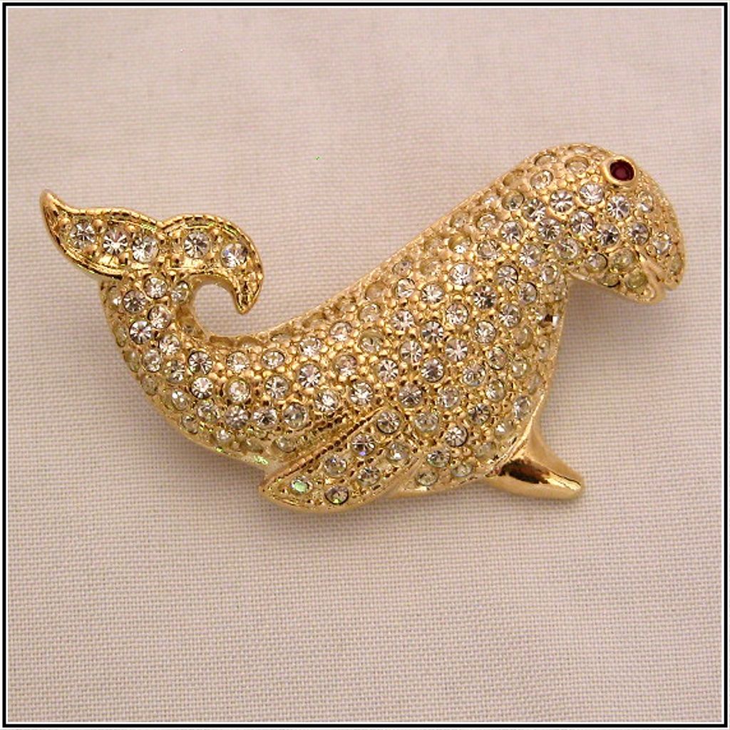 Vintage Figural Harbor Seal Pin with Pave Rhinestones by Roman Vintage Figural Harbor Seal Pin with Pave Rhinestones by Roman