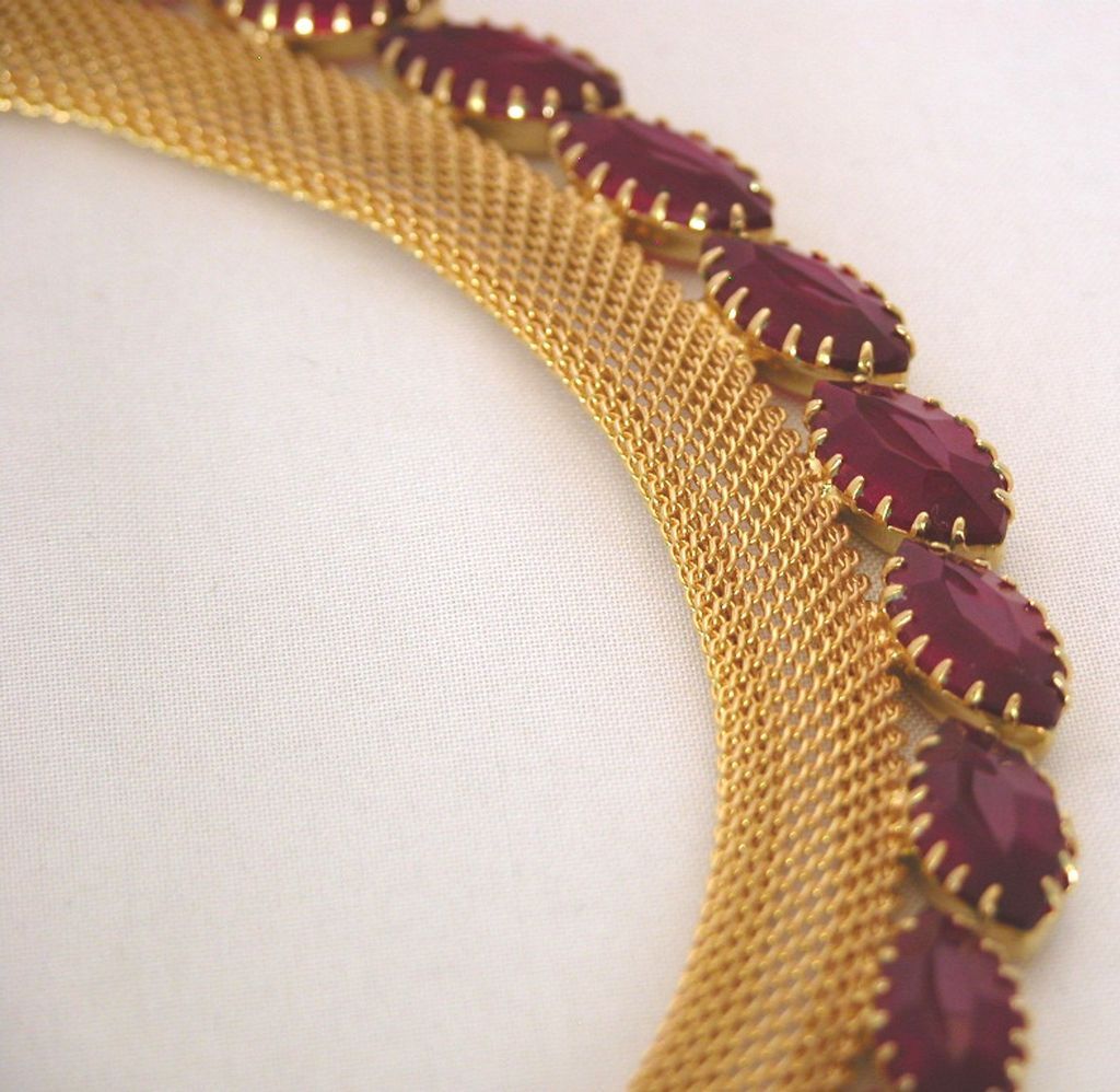 Gold mesh & Red Rhinestone Necklace Gold mesh & Red Rhinestone Necklace
