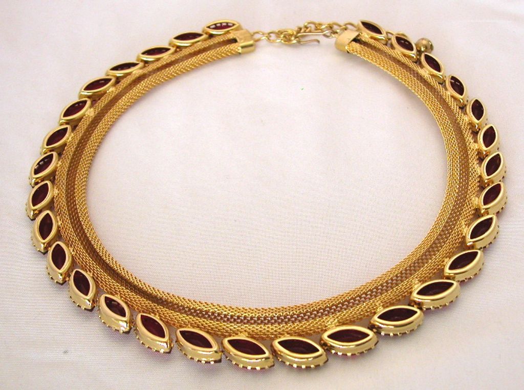 Gold mesh & Red Rhinestone Necklace Gold mesh & Red Rhinestone Necklace