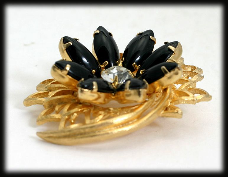 Vintage Flower Brooch Black Cabochons and Goldtone Vintage Flower Brooch Black Cabochons and Goldtone