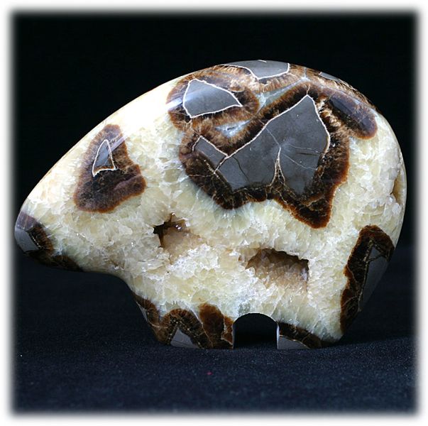 Septarian Geode Zuni Carved Bear Figurine Crystals from Utah Rock Nodule Septarian Geode Zuni Carved Bear Figurine Crystals from Utah Rock Nodule