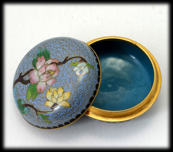 Blue Cloisonne Trinket Jar with Pink Yellow Flowers. Blue Cloisonne Trinket Jar with Pink Yellow Flowers.