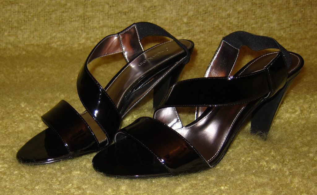New Black Patent CALVIN KLEIN Saphire Slingback Sandals Size 6.5 New Black Patent CALVIN KLEIN Saphire Slingback Sandals Size 6.5