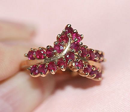 Appealing 10K Ruby Ring Sz. 6.5 Appealing 10K Ruby Ring Sz. 6.5