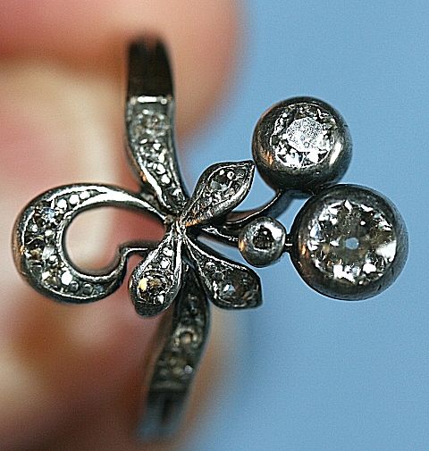 Antique French Platinum Diamonds 14K Gold Art Nouveau Ring Antique French Platinum Diamonds 14K Gold Art Nouveau Ring