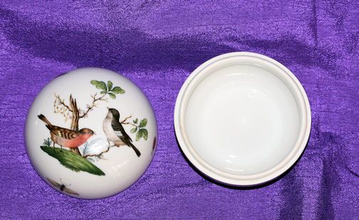Herend Porcelain Rothschild Covered Pin Dish Herend Porcelain Rothschild Covered Pin Dish