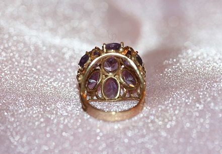 10 Karat Y Gold and Amethyst Dome Ring 10 Karat Y Gold and Amethyst Dome Ring