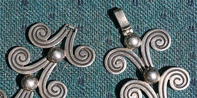 Handmade Designer 18.25 inches Sterling Silver Necklace marked MBN Handmade Designer 18.25 inches Sterling Silver Necklace marked MBN
