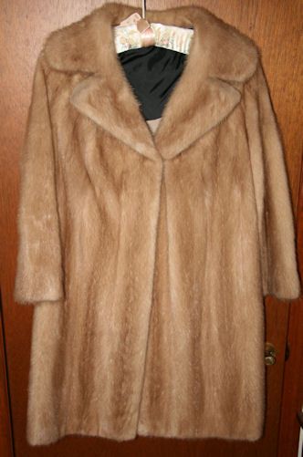 Full Length Ladies Mink Coat Full Length Ladies Mink Coat