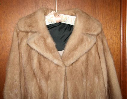 Full Length Ladies Mink Coat Full Length Ladies Mink Coat