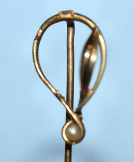 Vintage 10K YG stick Pin w a Cultured Seed Pearl Vintage 10K YG stick Pin w a Cultured Seed Pearl