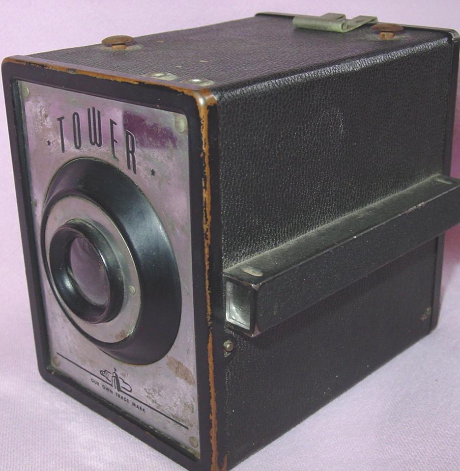 Sears Tower Box Camera Wood Inside for 120 or B2 Roll Film 1925 Sears Tower Box Camera Wood Inside for 120 or B2 Roll Film 1925