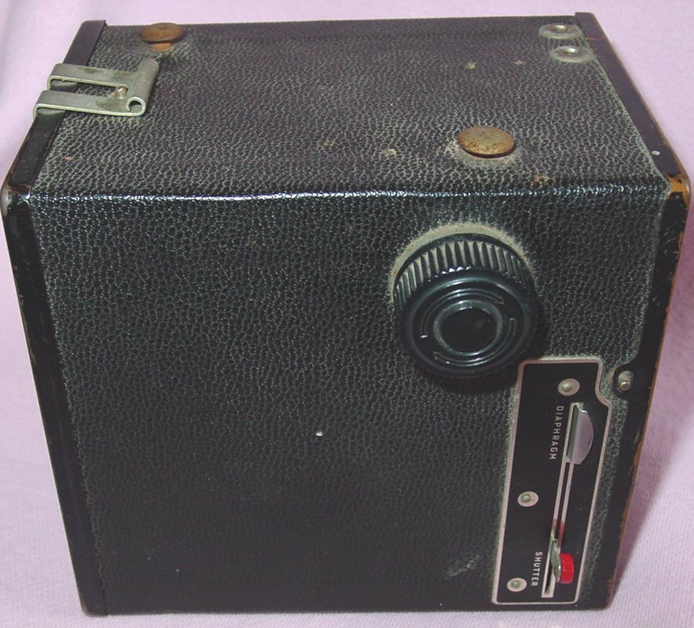 Sears Tower Box Camera Wood Inside for 120 or B2 Roll Film 1925 Sears Tower Box Camera Wood Inside for 120 or B2 Roll Film 1925