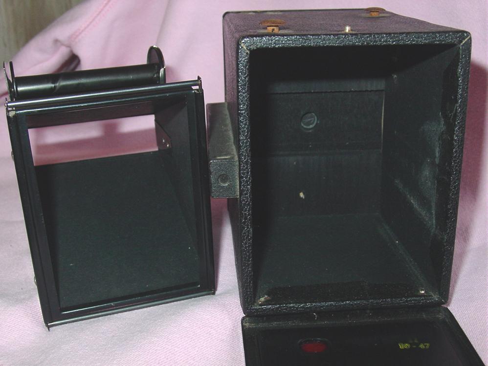 Sears Tower Box Camera Wood Inside for 120 or B2 Roll Film 1925 Sears Tower Box Camera Wood Inside for 120 or B2 Roll Film 1925
