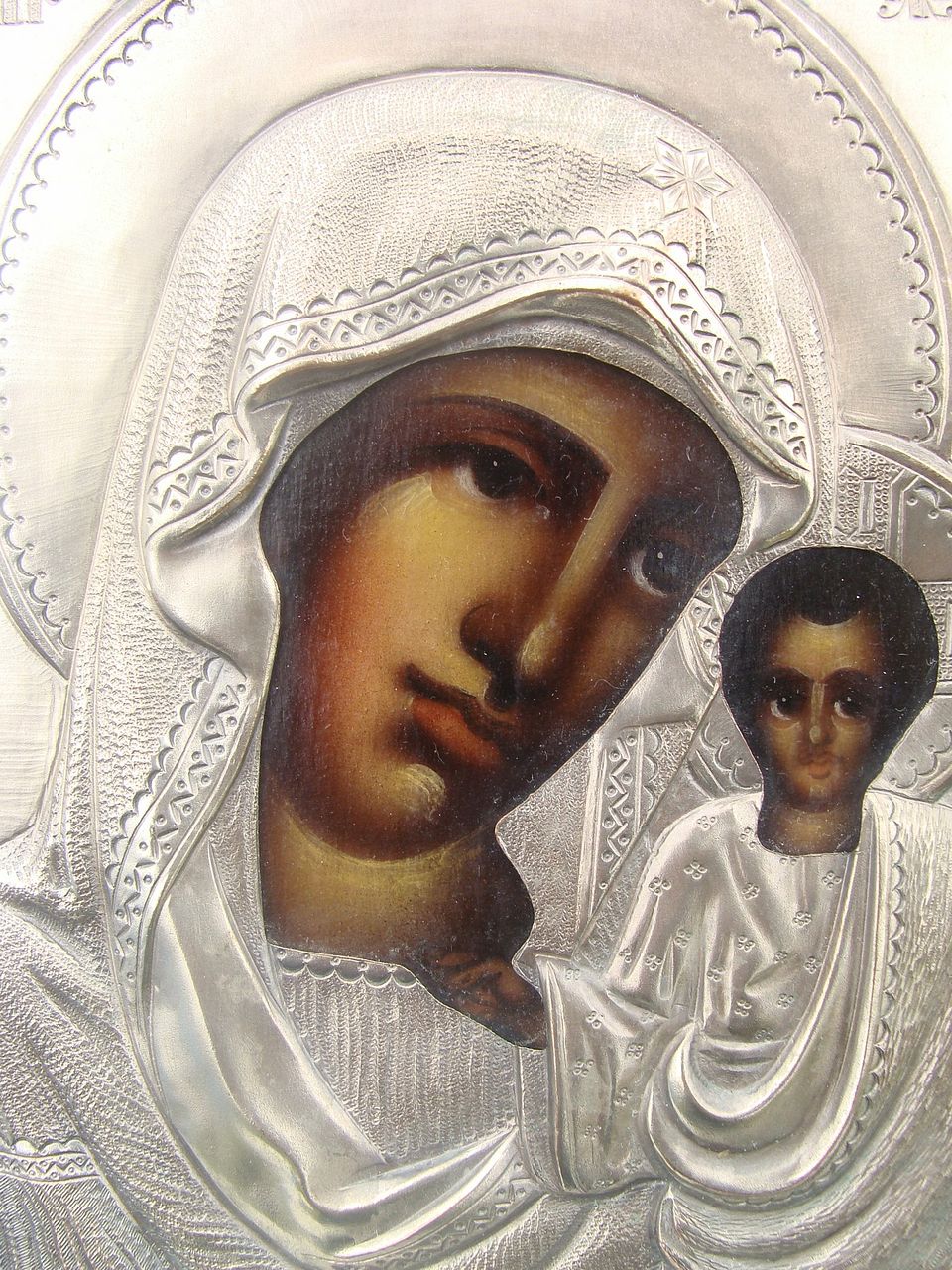 Antique Russian Icon of the Holy Virgin of Kazan Antique Russian Icon of the Holy Virgin of Kazan