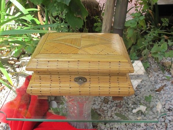 Hand crafted wooden box, early 20th century Hand crafted wooden box, early 20th century