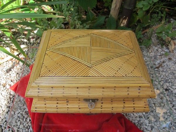 Hand crafted wooden box, early 20th century Hand crafted wooden box, early 20th century