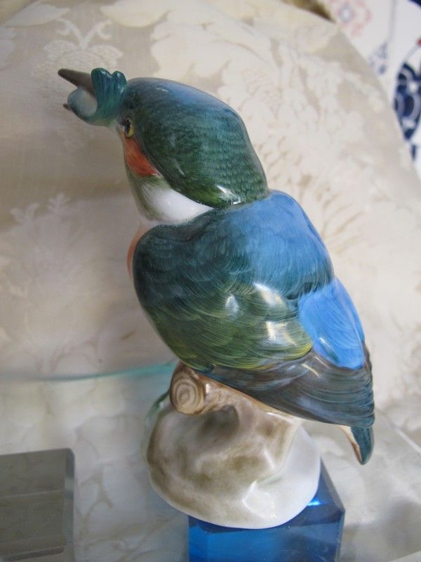 20th century Herend Kingfisher bird figurine 20th century Herend Kingfisher bird figurine