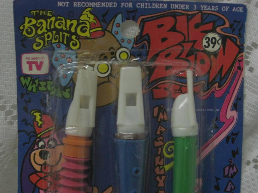 TV Banana Splits Plastic Musical Toy Set TV Banana Splits Plastic Musical Toy Set
