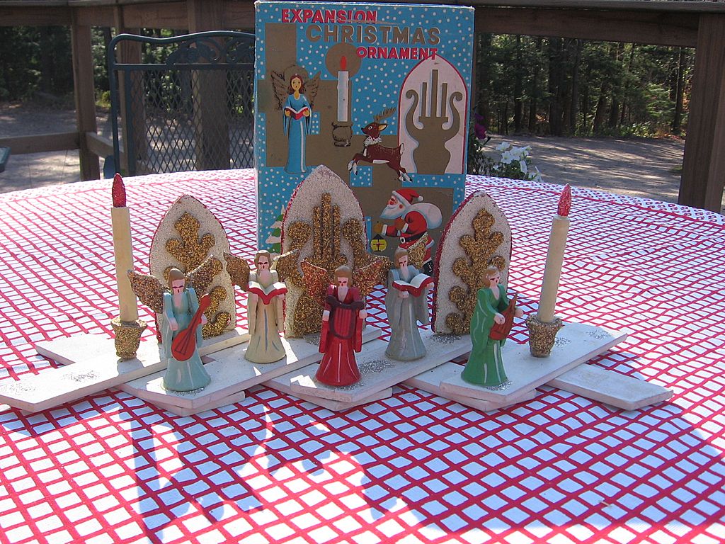 Rare Christmas Angel Wooden Expansion Decoration With box Rare Christmas Angel Wooden Expansion Decoration With box